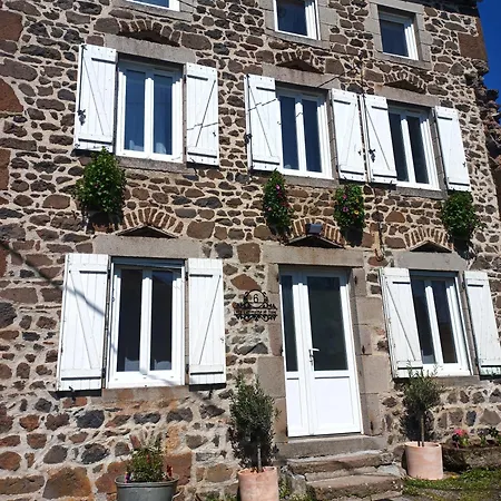 Holiday home Germaine Et Yves *